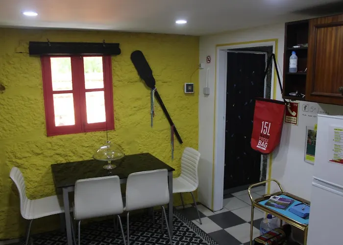 Летний дом 5ª D'azenha - Refugio A Beira Do Rio Tamega *